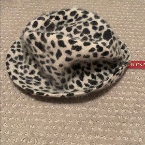 Merona snow leopard fedora